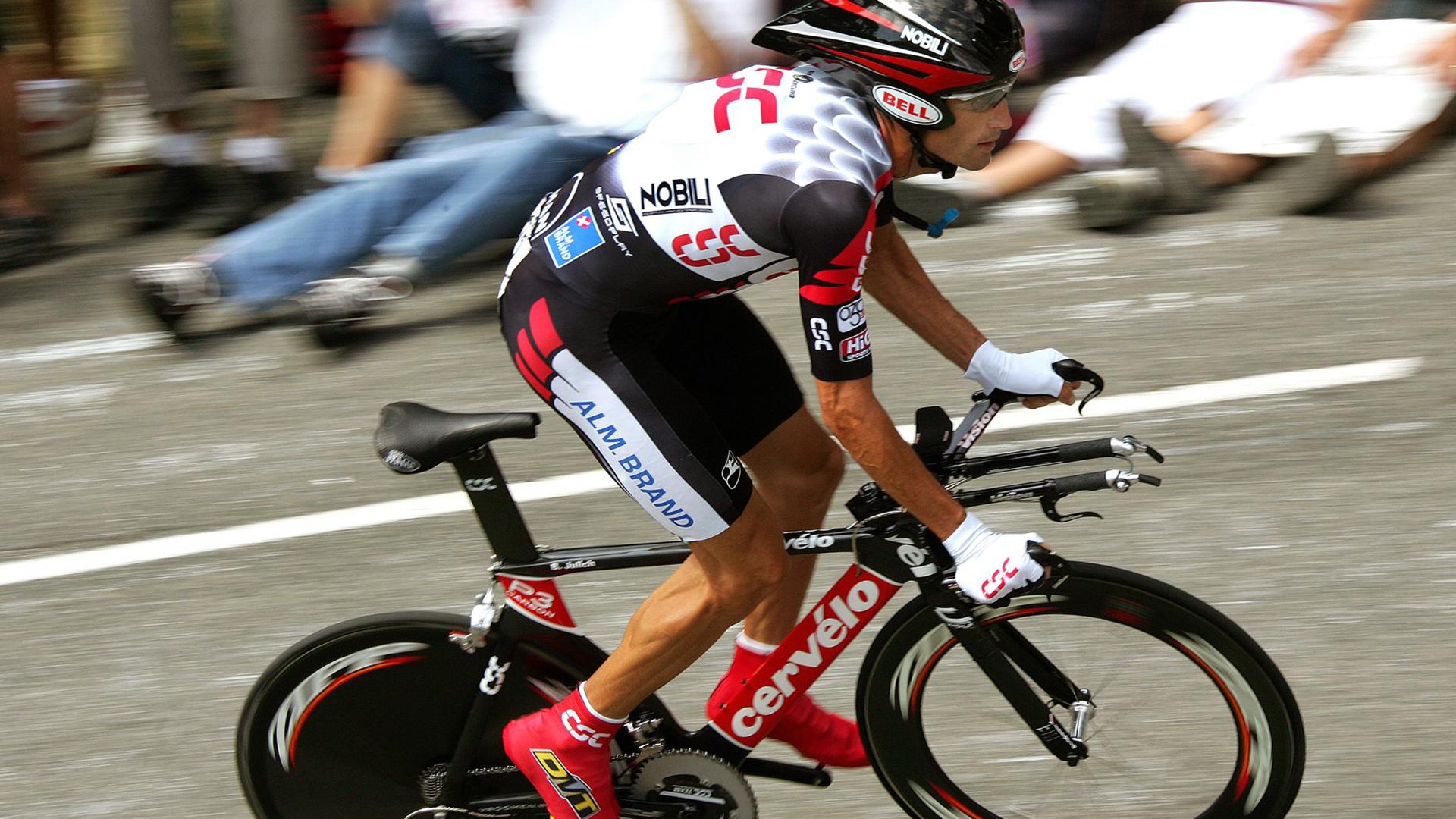 今日2场比赛解析：布莱克本有望逼平 热刺一球小胜，热刺0-1客负布莱顿遭遇两连败